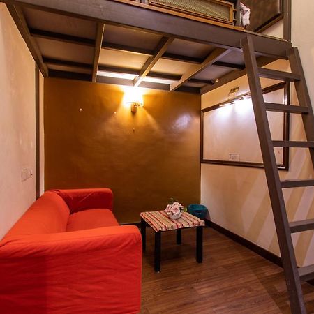 Travel Hub Highstreet Hostel Κουάλα Λουμπούρ Εξωτερικό φωτογραφία