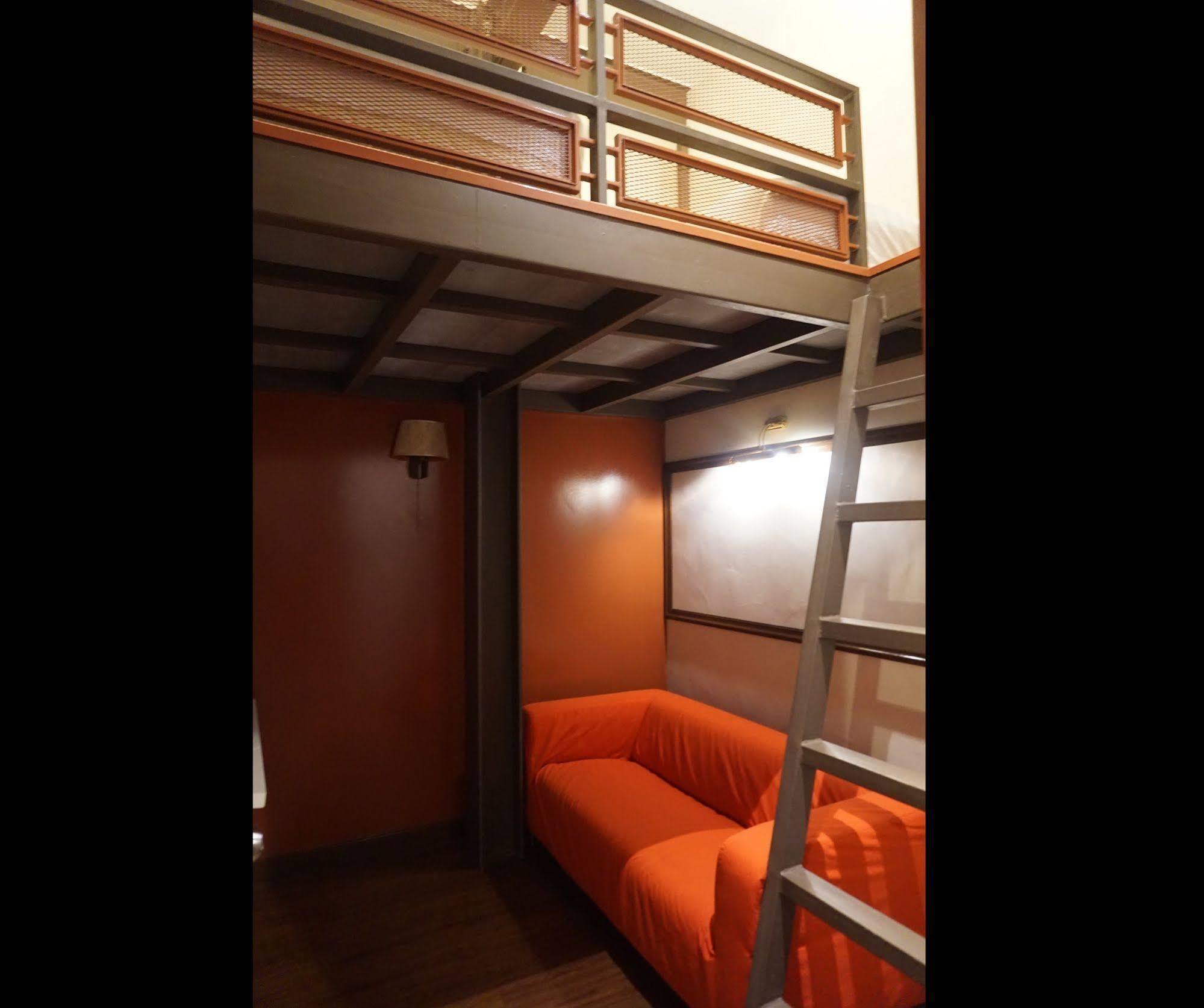 Travel Hub Highstreet Hostel Κουάλα Λουμπούρ Εξωτερικό φωτογραφία