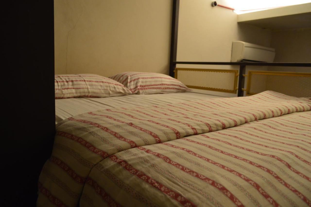 Travel Hub Highstreet Hostel Κουάλα Λουμπούρ Εξωτερικό φωτογραφία